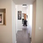 Stylish & Brand New 1 Bdr In Old Town