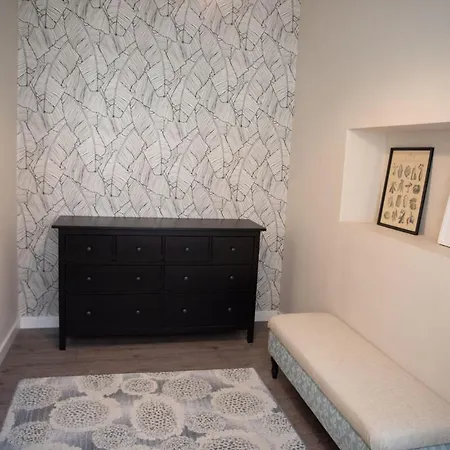 Stylish & Brand New 1 Bdr In Old Town Вільнюс