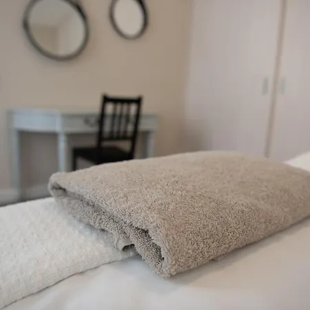 Apartment Stylish & Brand New 1 Bdr In Old Town *