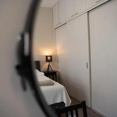 Stylish & Brand New 1 Bdr In Old Town