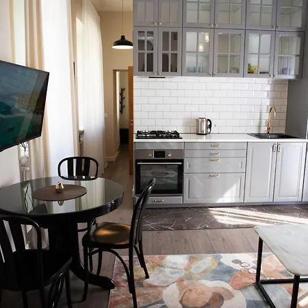 Apartment Stylish & Brand New 1 Bdr In Old Town