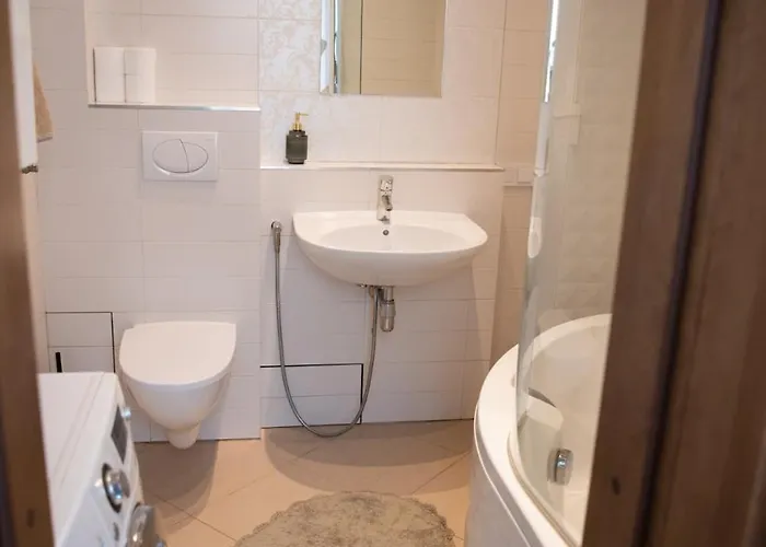 Apartment Stylish & Brand New 1 Bdr In Old Town *