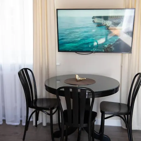 Apartament Stylish & Brand New 1 Bdr In Old Town *